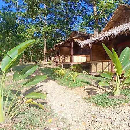 Tony'S Country Glamping With Chalet With Private Wash Room Accommodation El Nido Exterior photo