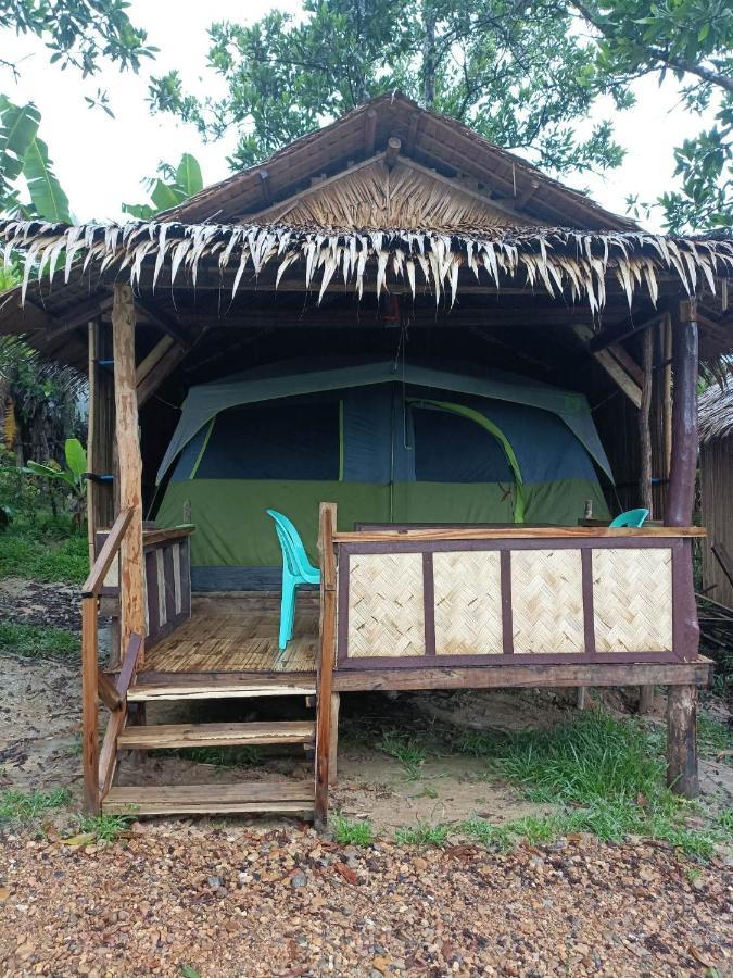 Tony'S Country Glamping With Chalet With Private Wash Room Accommodation El Nido Exterior photo
