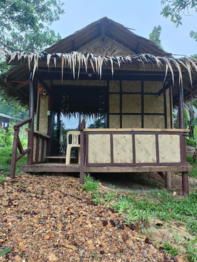 Tony'S Country Glamping With Chalet With Private Wash Room Accommodation El Nido Exterior photo