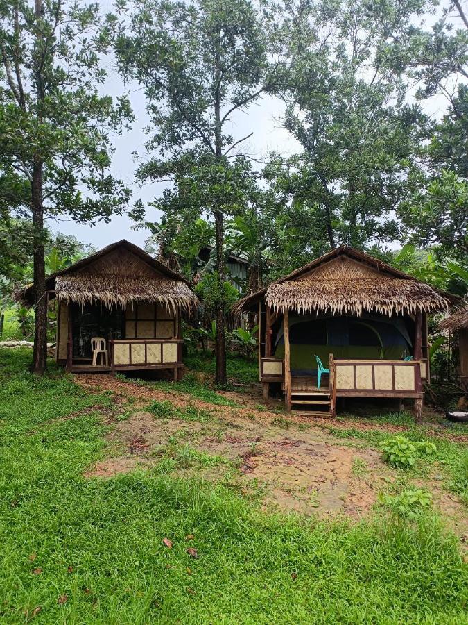 Tony'S Country Glamping With Chalet With Private Wash Room Accommodation El Nido Exterior photo